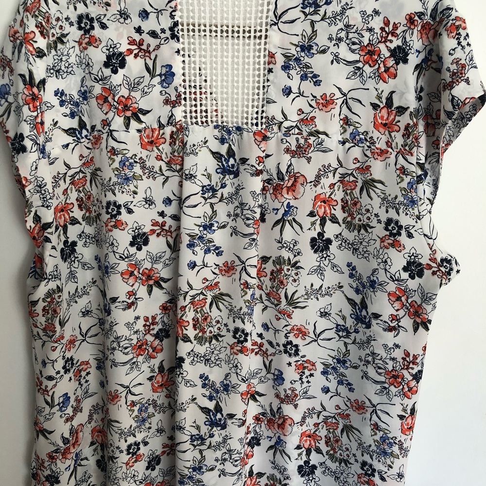 Blouse - Picture 3 of 3
